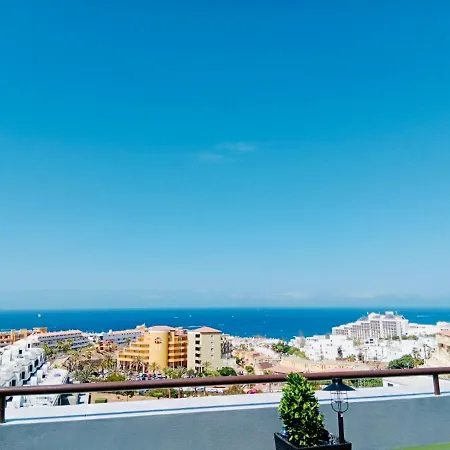 With Panoramic Ocean View And Pool Apartamento *